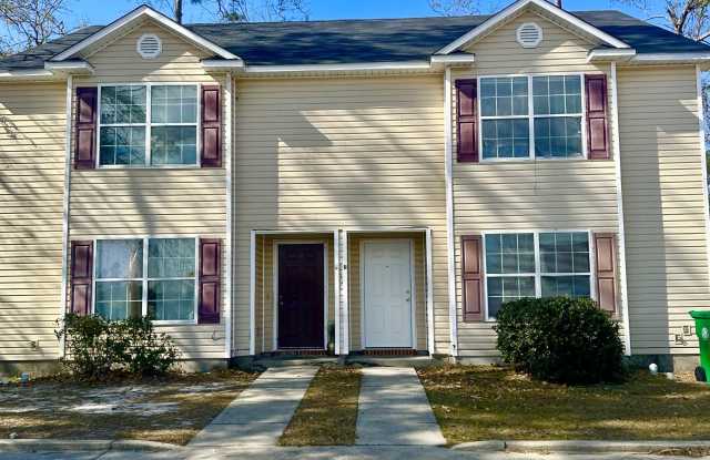 2400 Seth PlApt.B - 2400 Seth Place, Valdosta, GA 31602