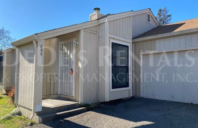 855 Middle Rincon Road - 855 Middle Rincon Road, Santa Rosa, CA 95409