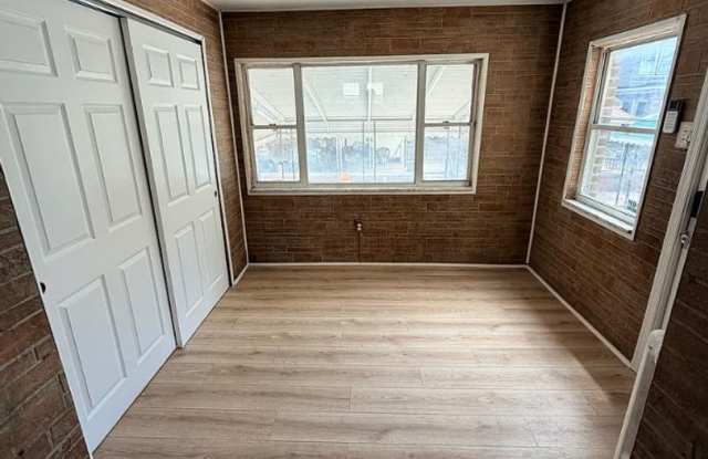 6737 Guyer Ave., 3 Bedrooms, 1 Bathroom House for $1,500/ Month Gallery 4