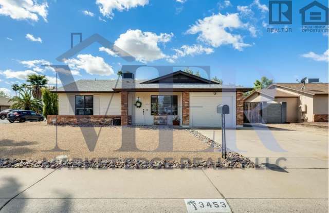 3453 E Libby St photos photos