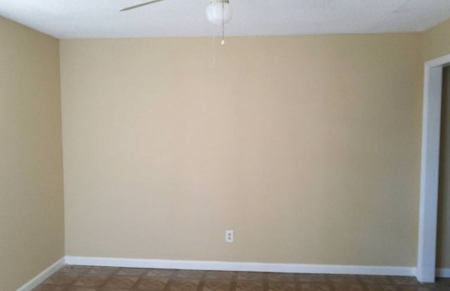 5024 Shubert cove Gallery 2