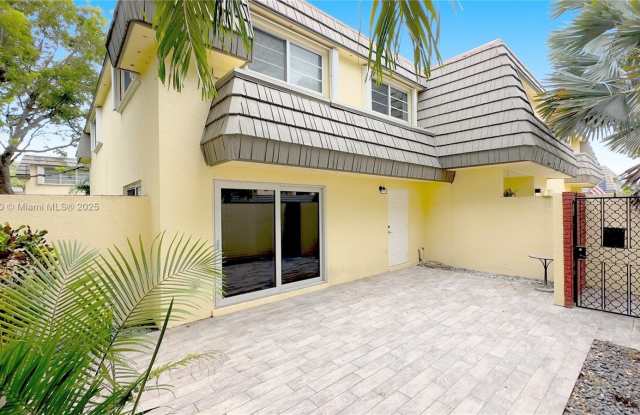 8483 SW 137th Ave photos photos