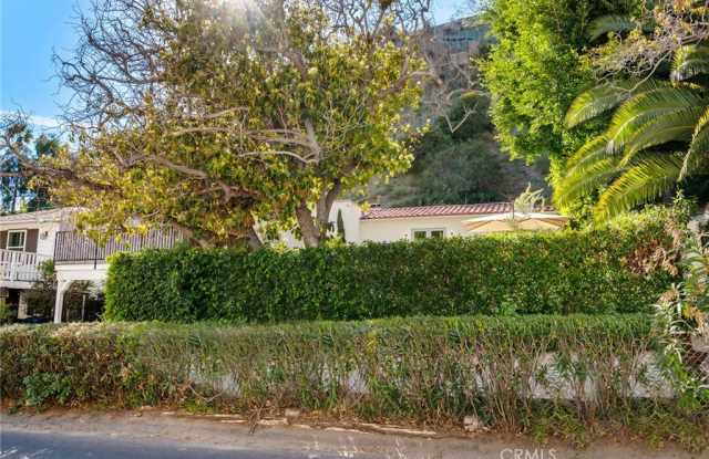 1807 Nichols Canyon Road Gallery 4