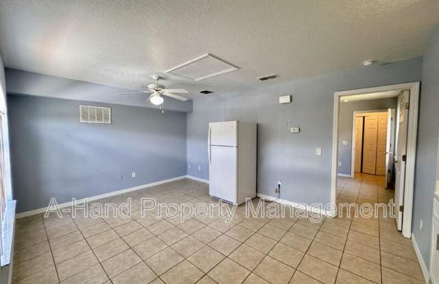 1314 Washington Palm Loop Gallery 2