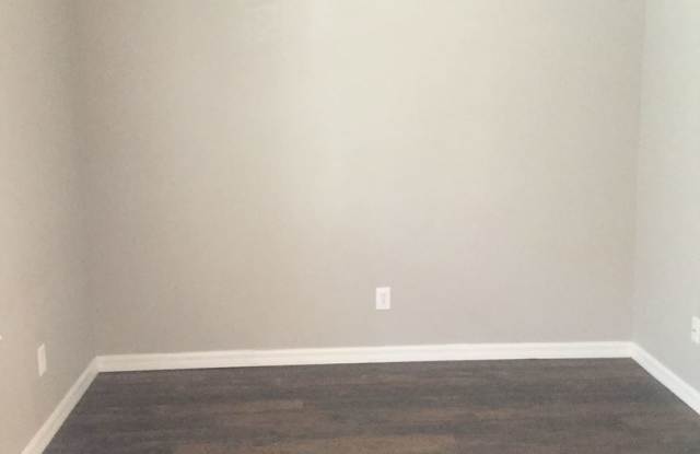 516 CRIMSON LANE Gallery 4