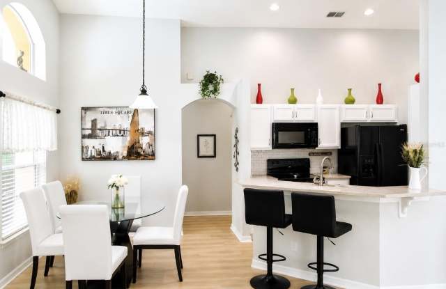 2520 DHARMA Circle Gallery 4