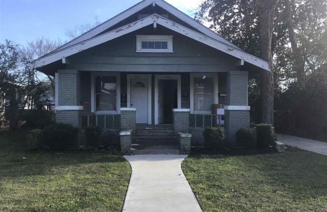 1835 Broadway Street - 1835 Broadway St, Beaumont, TX 77701