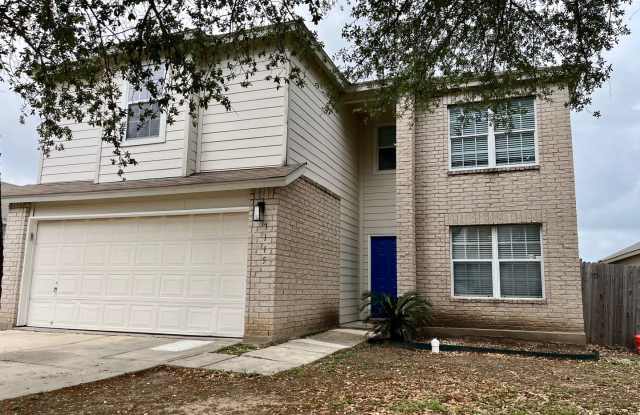 Large 4 bedroom/2.5 bath conveniently located to Lackland AFB! Move-in Ready! photos photos