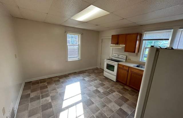 1682 WEST 14TH STREET ERIE PA 16505 FOR RENT Gallery 4