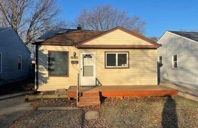 22609 HEUSSNER Avenue photos photos