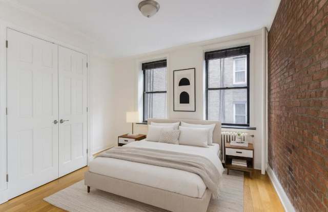 118 CHRISTOPHER ST. - 118 Christopher Street, New York City, NY 10014
