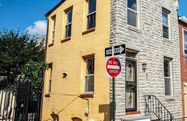 212 Lloyd Street Gallery 2