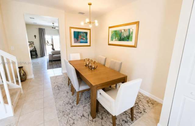 23060 SW 99th Court 0, Cutler Bay, FL 33190 - 1985 Gallery 3