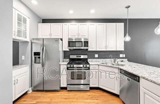 232 East Saint Joseph Street - 1 Gallery 4