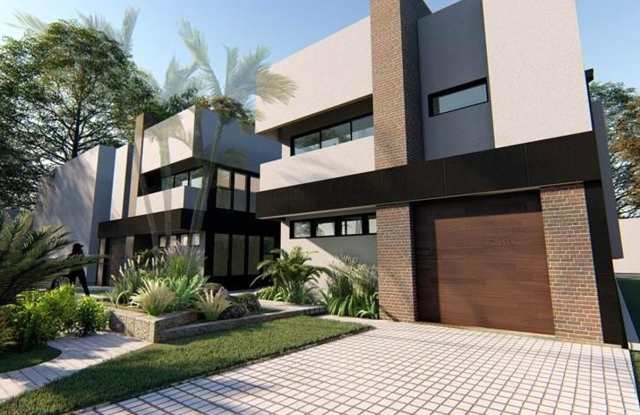 Enjoy the Best of Urban Living. - 108 West Amelia Avenue, Tampa, FL 33602