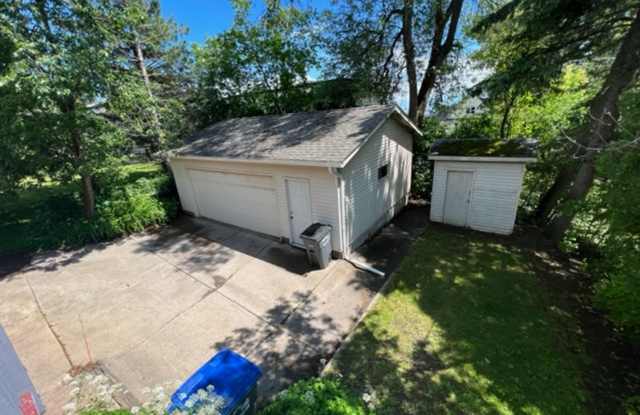 Duluth MN - 5 Bed - 2 Bath Gallery 3