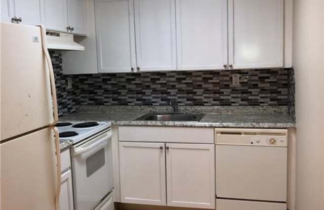 307 Meadows Cir - 307 Meadows Circle, Boynton Beach, FL 33436