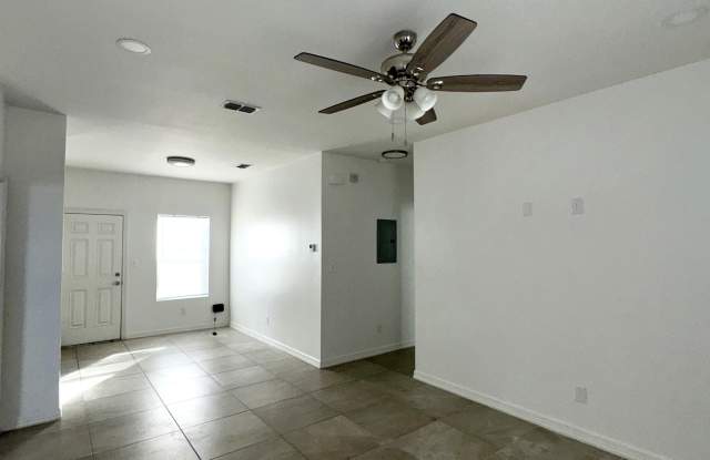 441 Acacia Street - 2 Gallery 3