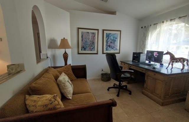 3072 PARADE TERRACE Gallery 4