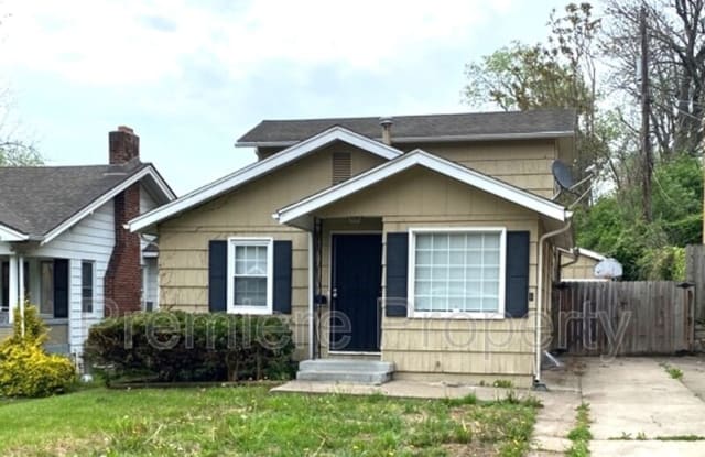 413 N Kensington Ave - 413 North Kensington Avenue, Kansas City, MO 64123