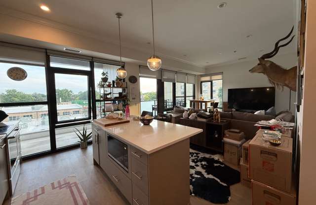 835 W Lake St photos photos