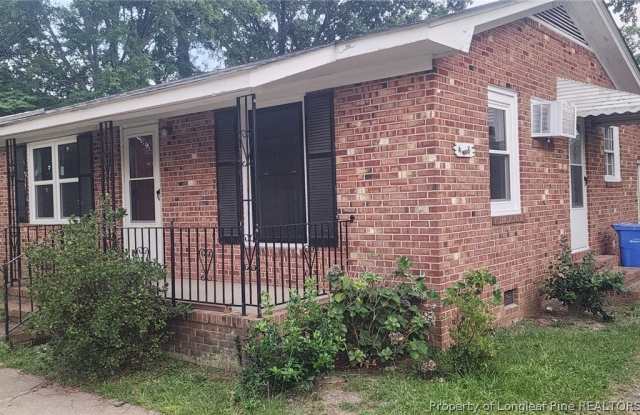 4916 Rosehill Road Gallery 2