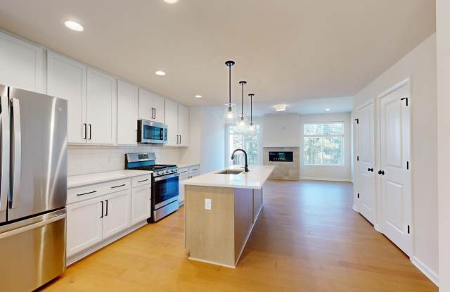 2773 Bristol Ridge Drive - 2773 Bristol Ridge Drive, Ann Arbor, MI 48105