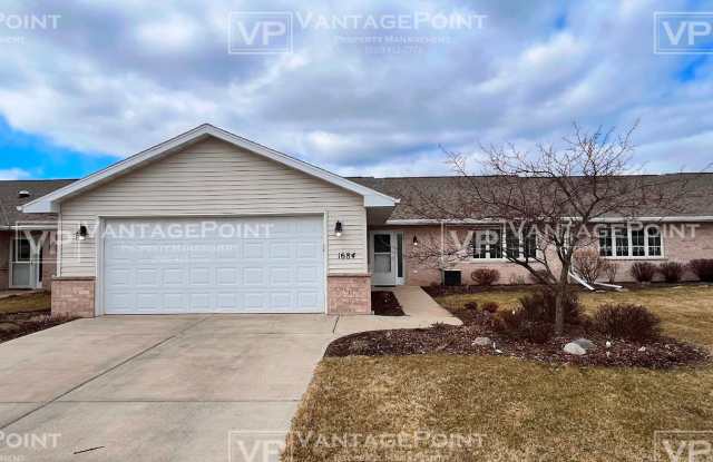 1684 Twin Lakes Circle - 1 - 1684 Twin Lakes Circle, Bellevue, WI 54311