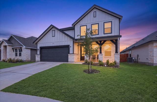 Stunning 4-Bedroom Home with Media Room in Estancia Ranch Gallery 1