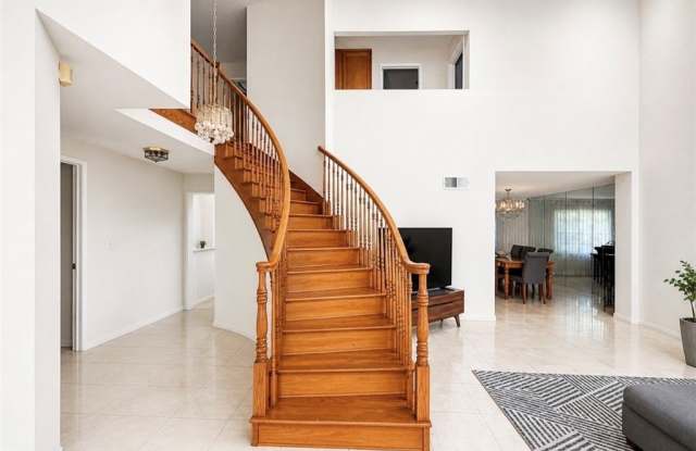 18210 Hatteras photos photos
