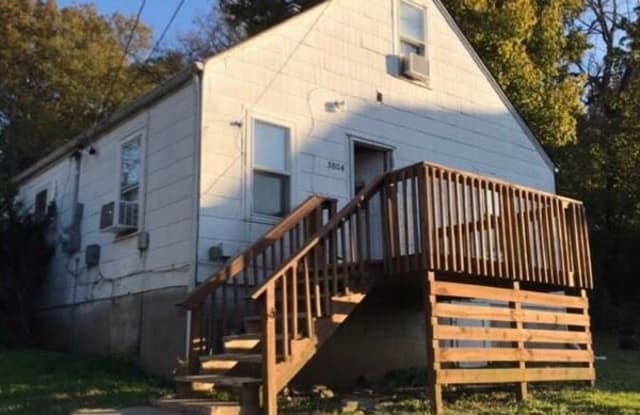 5804 NE Albany Avenue - 5804 Northeast Albany, Kansas City, MO 64119