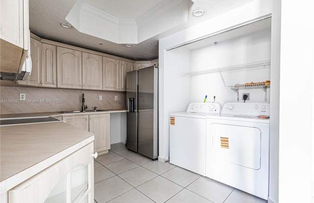 17405 Northwest 75th Place Gallery 4