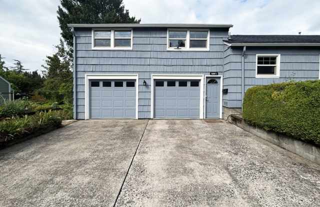 2490 1/2 Emerald Street photos photos