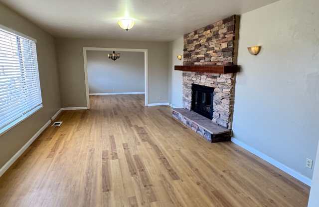 240 North 300 East Gallery 4