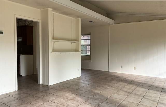 806 Long Drive Gallery 3
