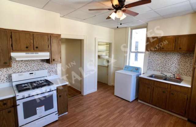 47 Custer St. photos photos 47 Custer St. photos photos