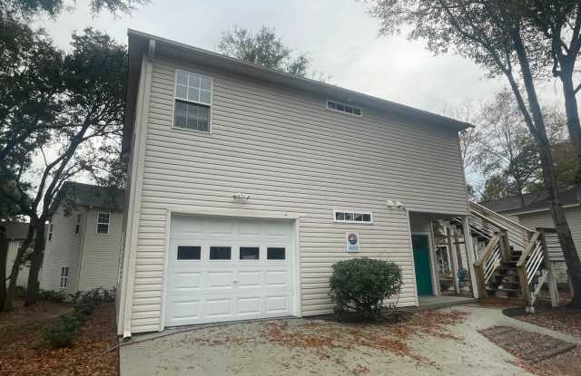Single Family Home close to UNCW - Students Welcome photos photos
