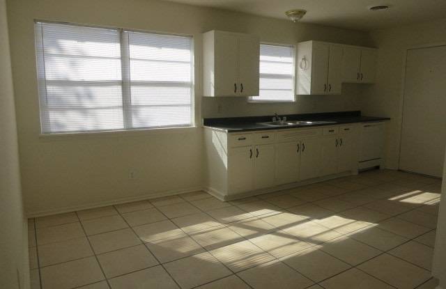 3107 Oak Gallery 4