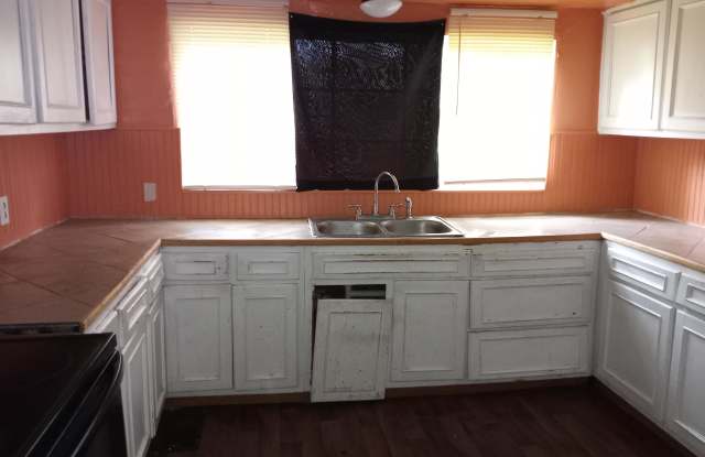 304 Lawrence Road photos photos