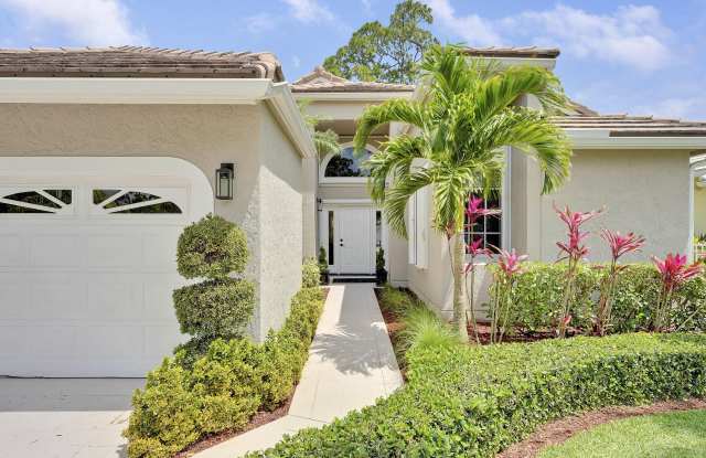 13810 Cross Pointe Court Gallery 2