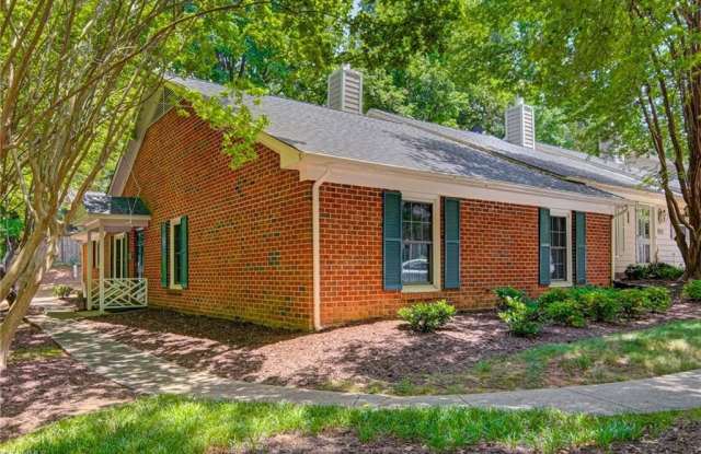 4639 Lawndale Drive Gallery 3