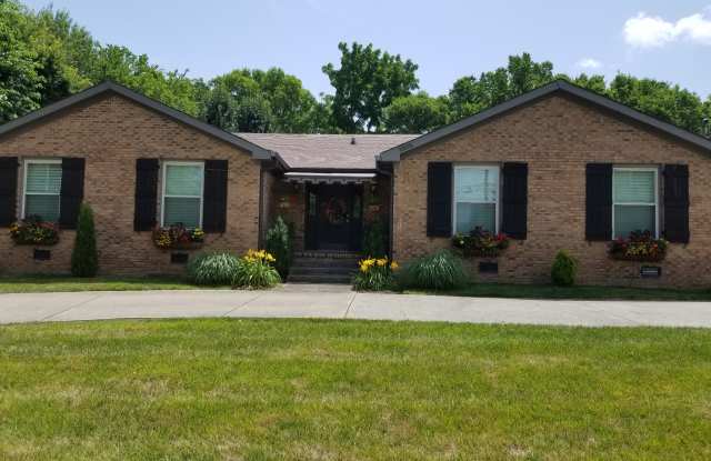 5634 Oakes Dr Gallery 3