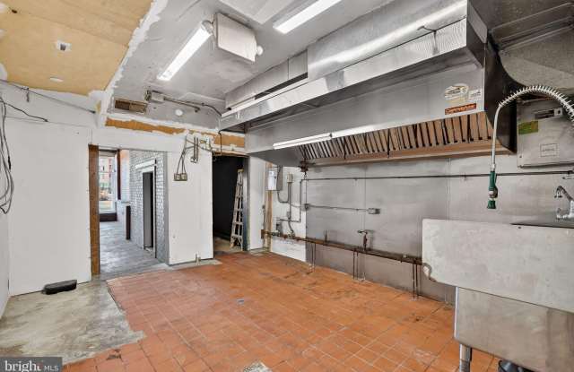 1701 6TH Street NW Gallery 4