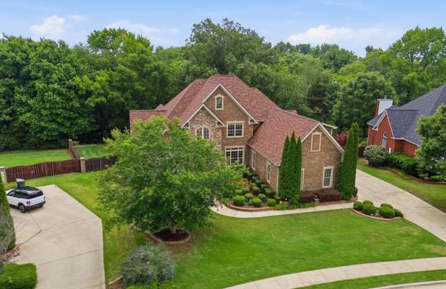 125 Foxfield Drive Gallery 3