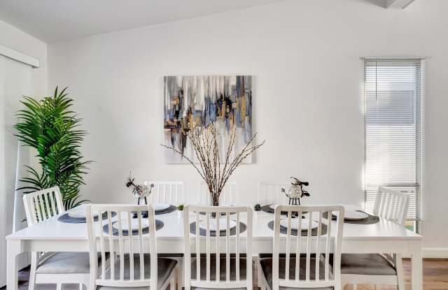 22947 Valerio St Gallery 4