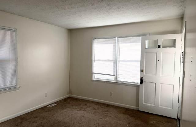 1469 Huntsville Drive Gallery 3