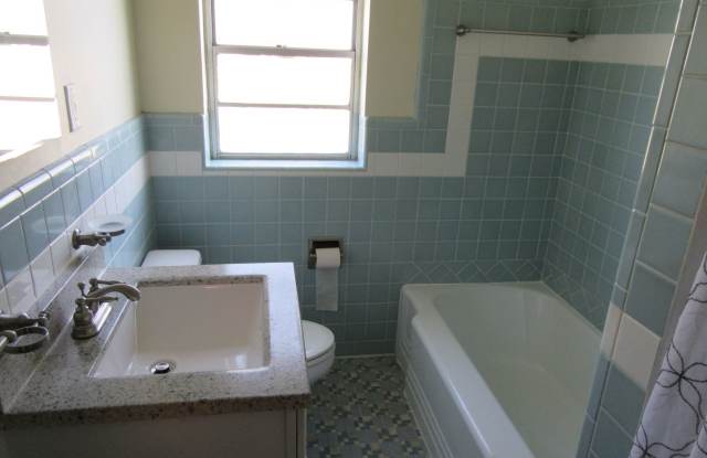 807 Cherry St #1 Gallery 3