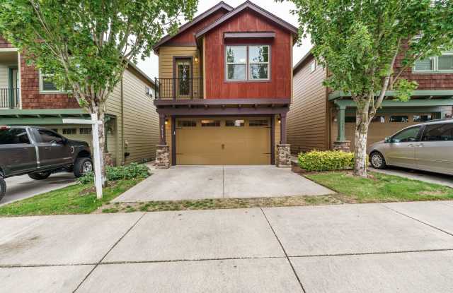 $1000 Year End Savings - Ask Us How! Convenient Location 3 Bedroom 2.5 Bathroom with Fence Back Yard photos photos