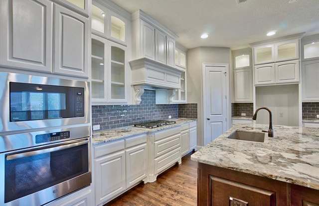 1007 Highpoint Way Gallery 2