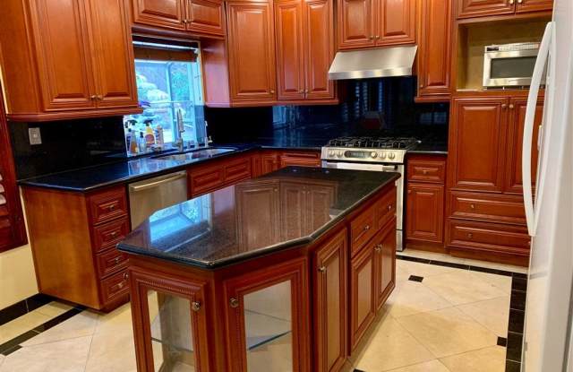 13672 Quiet Hills Dr Gallery 4